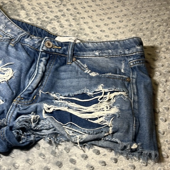 KanCan Denim Frayed cut off Shorts Large Shorties - Picture 7 of 7